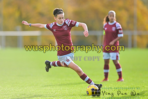 20221119-110217C Tottenham Hotspur Women FC Academy U15 v West Ham United Academy Girls U15