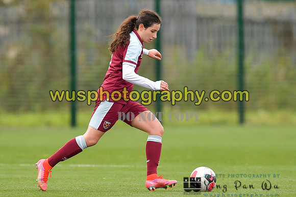 20211211-113748 West Ham United Academy Girls U16 v London Bees Academy U16