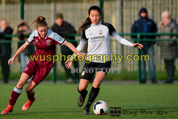 20211211-110108G West Ham United Academy Girls U16 v London Bees Academy U16