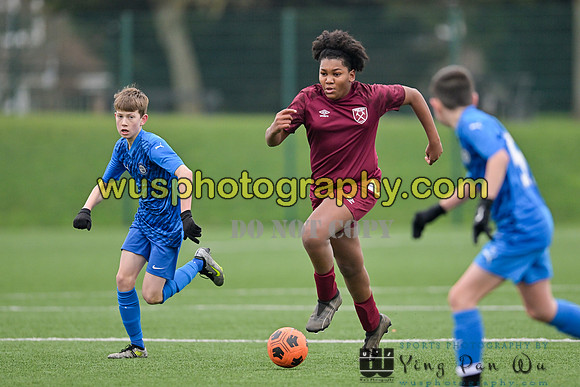 20240113-112445 West Ham United Foundation Boys U13 v Soccer Elite FA Boys U13