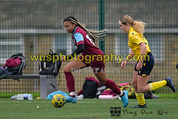 20241109-112323 West Ham United Performance Claret Girls U14 v Oxford United Girls U14