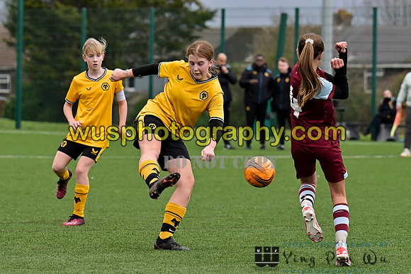 20240203-141820 West Ham United Academy Girls U12 v Wolverhampton Wanderers Academy Girls U12