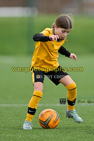 20240203-142936A West Ham United Academy Girls U12 v Wolverhampton Wanderers Academy Girls U12
