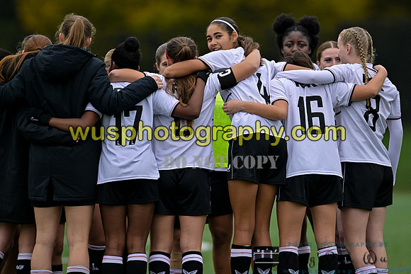 20241116-123027 Welling United Academy Girls U17 U18 v Charlton Athletic Academy Girls U16