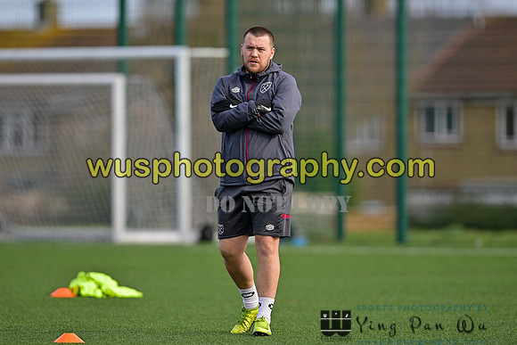 20240203-113217 West Ham United Performance Girls U16 v Cambridge City FC Girls U16