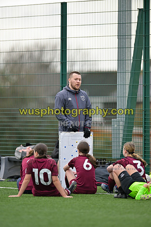 20240203-115203 West Ham United Performance Girls U16 v Cambridge City FC Girls U16