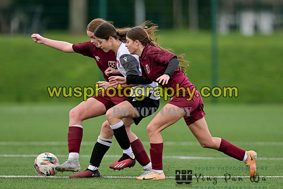 20240203-121756 West Ham United Performance Girls U16 v Cambridge City FC Girls U16