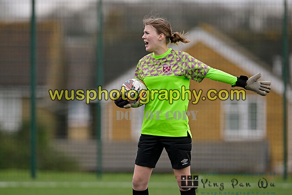 20240203-124341C West Ham United Performance Girls U16 v Cambridge City FC Girls U16