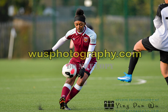20211211-105535 West Ham United Academy Girls U16 v London Bees Academy U16