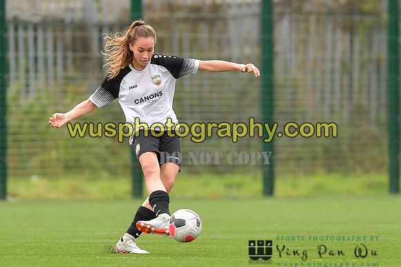 20211211-113814A West Ham United Academy Girls U16 v London Bees Academy U16