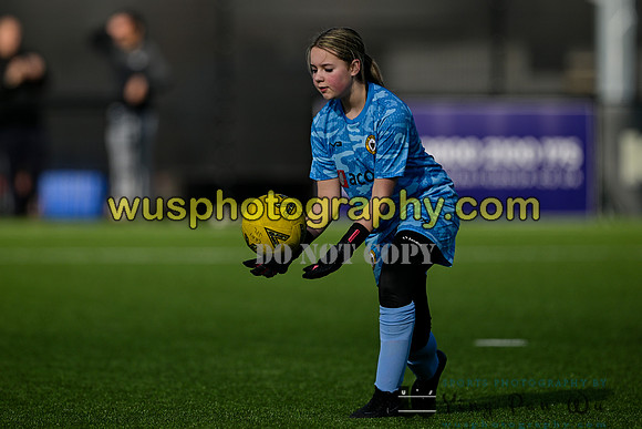 20250301-141047 Cray Wanderers Youth FC Girls U15 v Haywards Heath Town Youth FC Girls U15