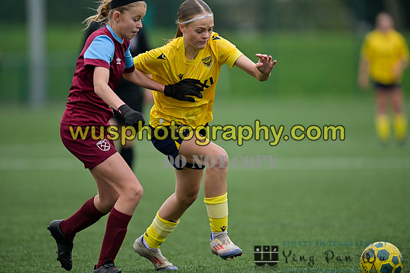20241109-103332 West Ham United Performance Claret Girls U14 v Oxford United Girls U14