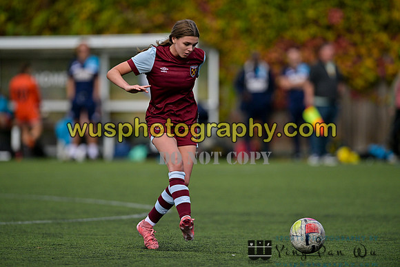 20240928-115732 Millwall Lionesses U18 v West Ham United Development U18