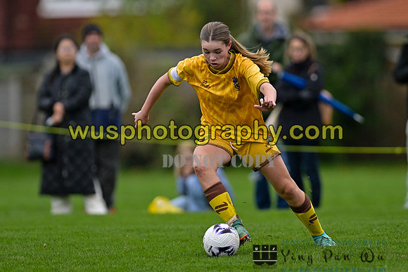 20241102-121611 Sutton United Girls U13 v Hartland Girls Academy U13