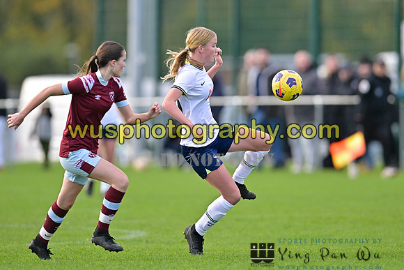 20221119-101710A Tottenham Hotspur Women FC Academy U15 v West Ham United Academy Girls U15