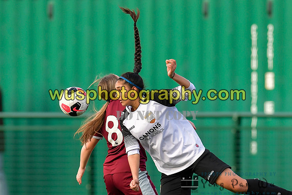 20211211-104201C West Ham United Academy Girls U16 v London Bees Academy U16
