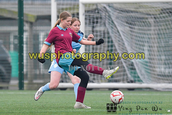 20220115-150836A West Ham United Performance Girls U16 v London City Lionesses U16