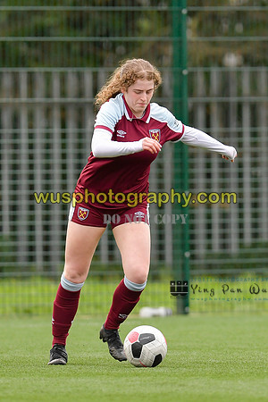 20211211-114508A West Ham United Academy Girls U16 v London Bees Academy U16