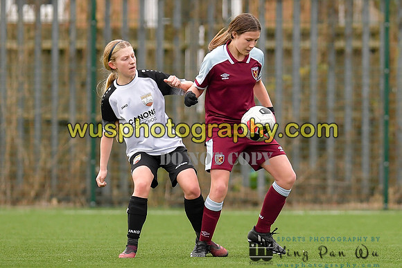 20211211-115045 West Ham United Academy Girls U16 v London Bees Academy U16