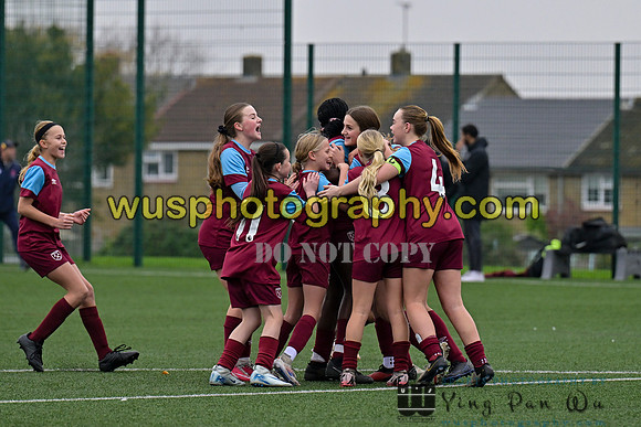 20241109-113355 West Ham United Performance Claret Girls U14 v Oxford United Girls U14