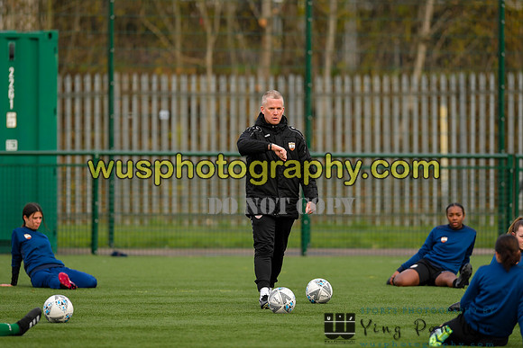 20211211-102555 West Ham United Academy Girls U16 v London Bees Academy U16