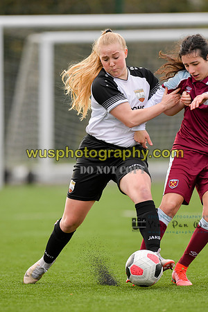 20211211-113048A West Ham United Academy Girls U16 v London Bees Academy U16