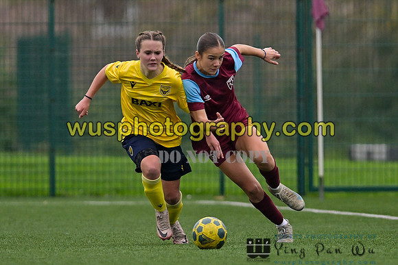 20241109-105806 West Ham United Performance Claret Girls U14 v Oxford United Girls U14