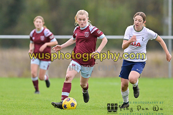 20221119-112802C Tottenham Hotspur Women FC Academy U15 v West Ham United Academy Girls U15