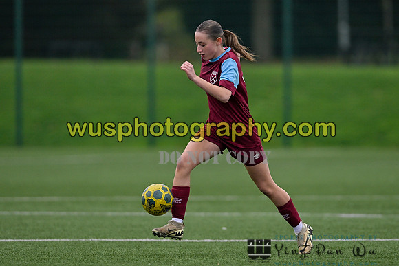 20241109-111149 West Ham United Performance Claret Girls U14 v Oxford United Girls U14