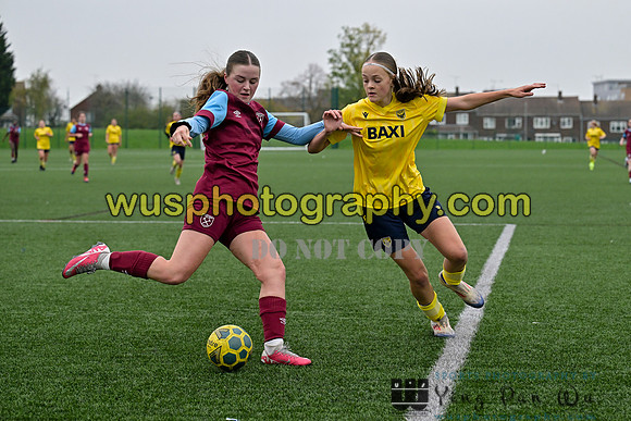 20241109-104327 West Ham United Performance Claret Girls U14 v Oxford United Girls U14