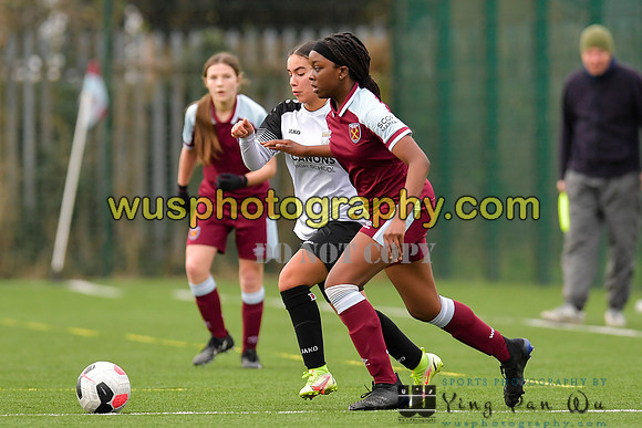 20211211-114812 West Ham United Academy Girls U16 v London Bees Academy U16