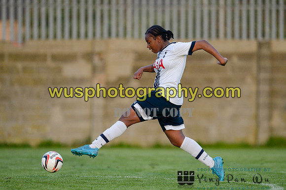 20160505-195110-2 Tottenham Hotspur Girls U12 and U13 v Årvoll IL Girls U12 and U13