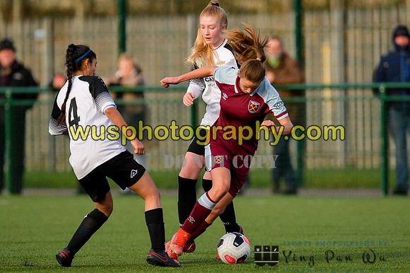20211211-105716C West Ham United Academy Girls U16 v London Bees Academy U16