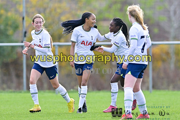 20221119-110635A Tottenham Hotspur Women FC Academy U15 v West Ham United Academy Girls U15