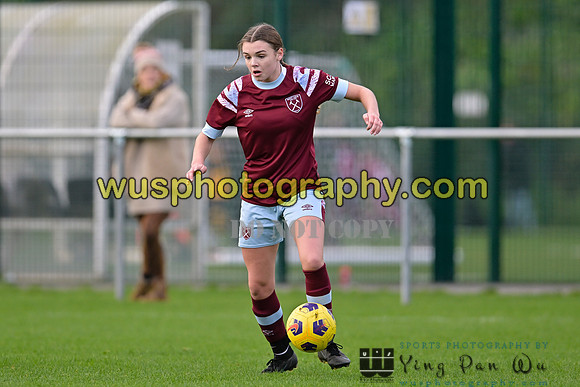 20221119-101348C Tottenham Hotspur Women FC Academy U15 v West Ham United Academy Girls U15