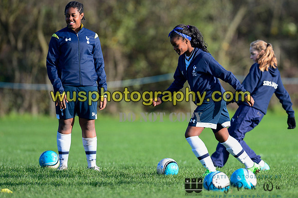 20151122-101805-3 Tottenham Hotspur Girls U13 v Alexandra Park Girls U14 North