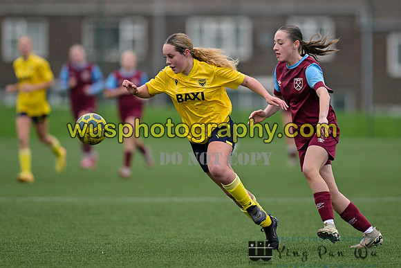 20241109-111445A West Ham United Performance Claret Girls U14 v Oxford United Girls U14
