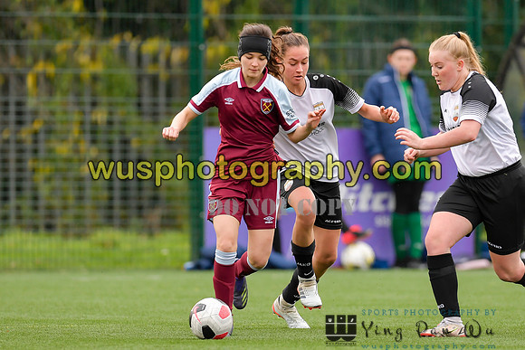 20211211-113513 West Ham United Academy Girls U16 v London Bees Academy U16