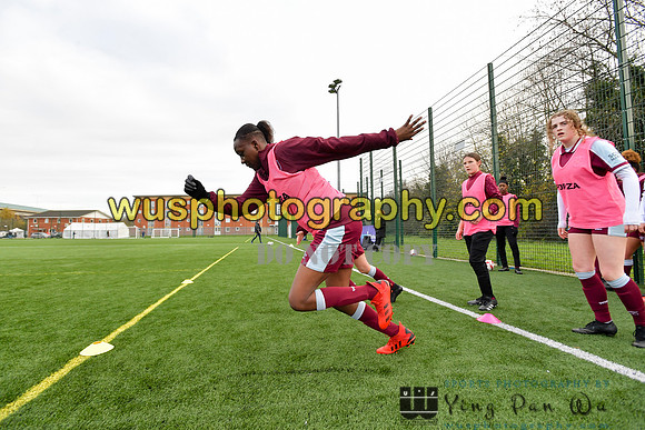 20211211-102835 West Ham United Academy Girls U16 v London Bees Academy U16