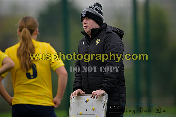 20241109-094634 West Ham United Performance Claret Girls U14 v Oxford United Girls U14