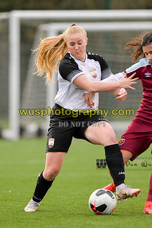 20211211-113048 West Ham United Academy Girls U16 v London Bees Academy U16