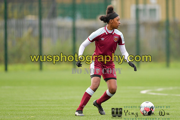 20211211-114345A West Ham United Academy Girls U16 v London Bees Academy U16