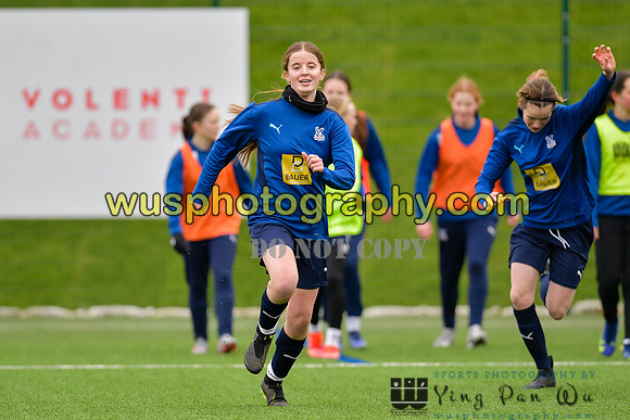 20220122-124402 Crystal Palace FC Girls U14 training