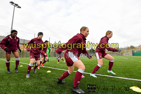 20211211-101909 West Ham United Academy Girls U16 v London Bees Academy U16