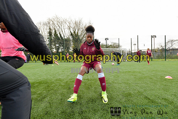 20211211-102944A West Ham United Academy Girls U16 v London Bees Academy U16