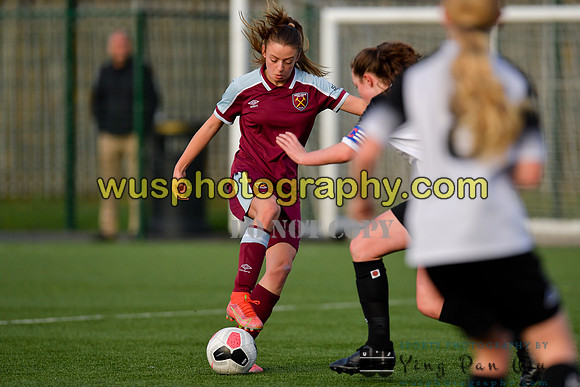 20211211-105601 West Ham United Academy Girls U16 v London Bees Academy U16