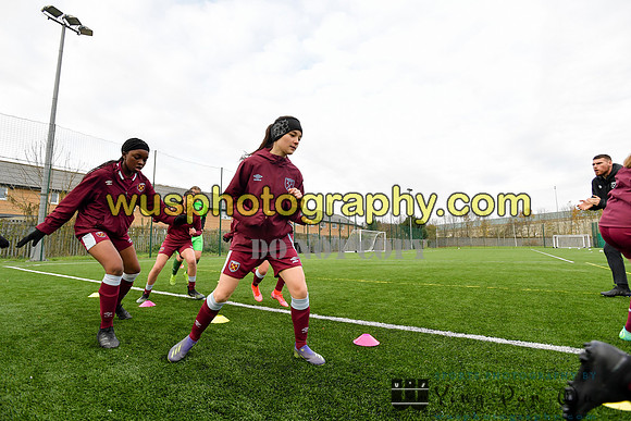 20211211-101909A West Ham United Academy Girls U16 v London Bees Academy U16