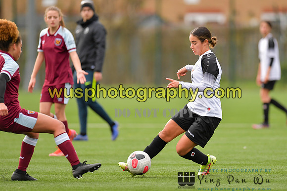 20211211-114150 West Ham United Academy Girls U16 v London Bees Academy U16