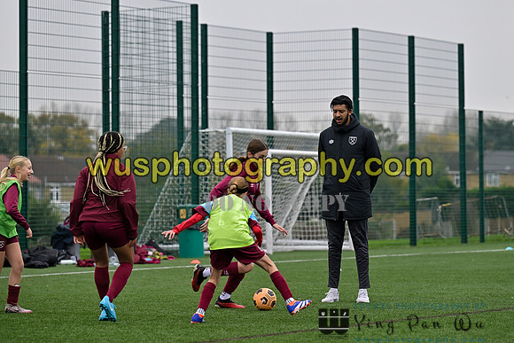 20241109-094821 West Ham United Performance Claret Girls U14 v Oxford United Girls U14