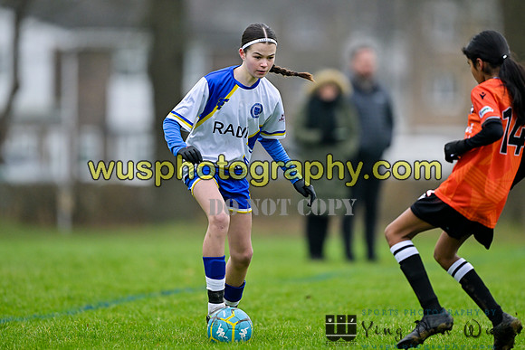 20250118-103537 Haywards Heath Town Youth FC Girls U12 v Whiteley Wanderers FC Girls U12 Kites